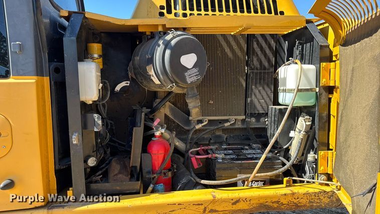 image for item DO2289 2006 John Deere 160C LC excavator