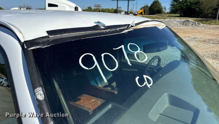 image for item DO2290 2015 Chevrolet Express 3500 van