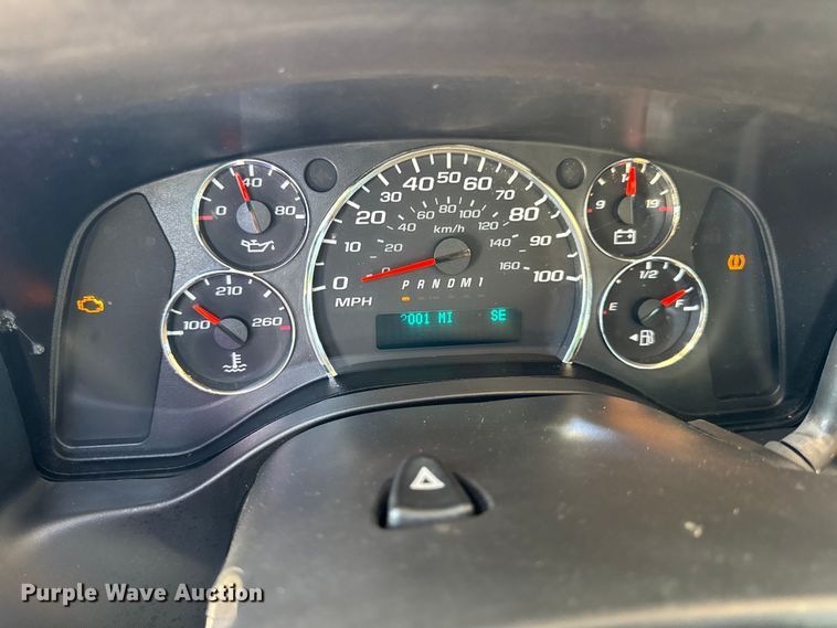 image for item DO2290 2015 Chevrolet Express 3500 van