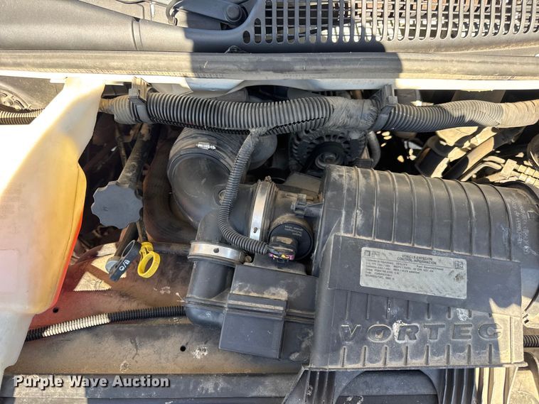 image for item DO2290 2015 Chevrolet Express 3500 van