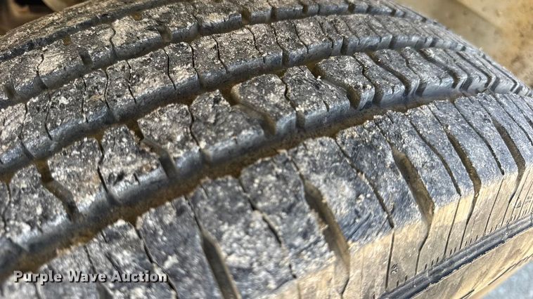 image for item DO2290 2015 Chevrolet Express 3500 van