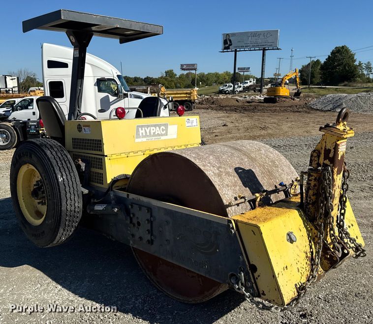 image for item DO2292 Hypac C330B double drum vibratory roller