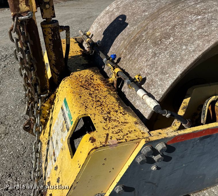 image for item DO2292 Hypac C330B double drum vibratory roller