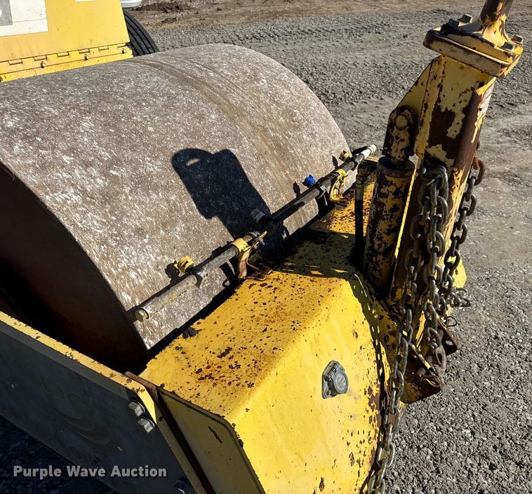 image for item DO2292 Hypac C330B double drum vibratory roller