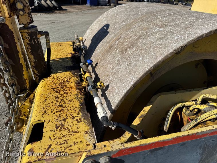 image for item DO2292 Hypac C330B double drum vibratory roller