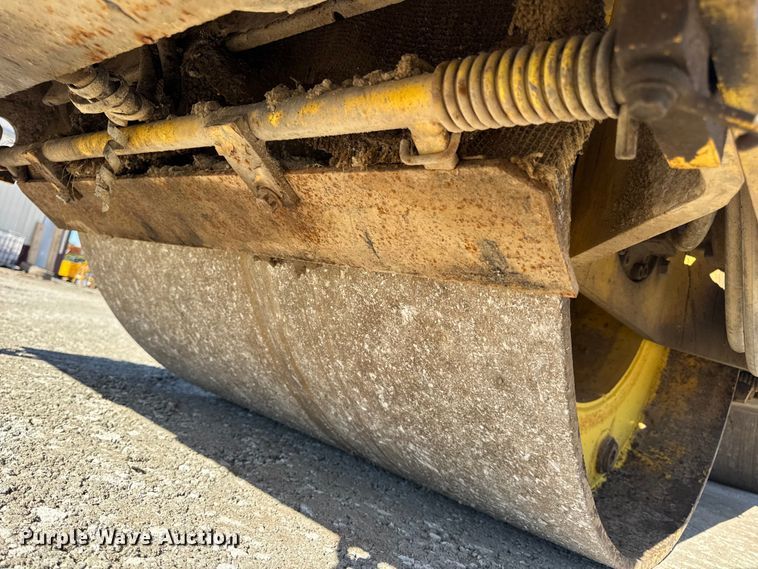 image for item DO2292 Hypac C330B double drum vibratory roller