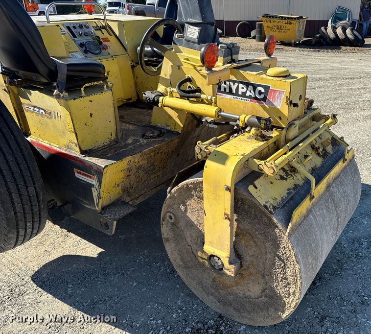 image for item DO2292 Hypac C330B double drum vibratory roller