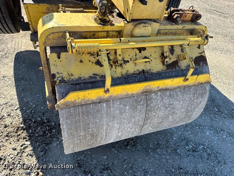 image for item DO2292 Hypac C330B double drum vibratory roller