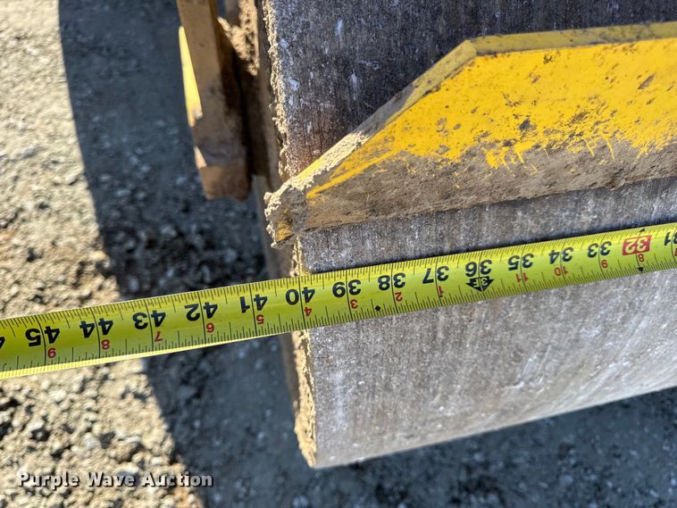 image for item DO2292 Hypac C330B double drum vibratory roller