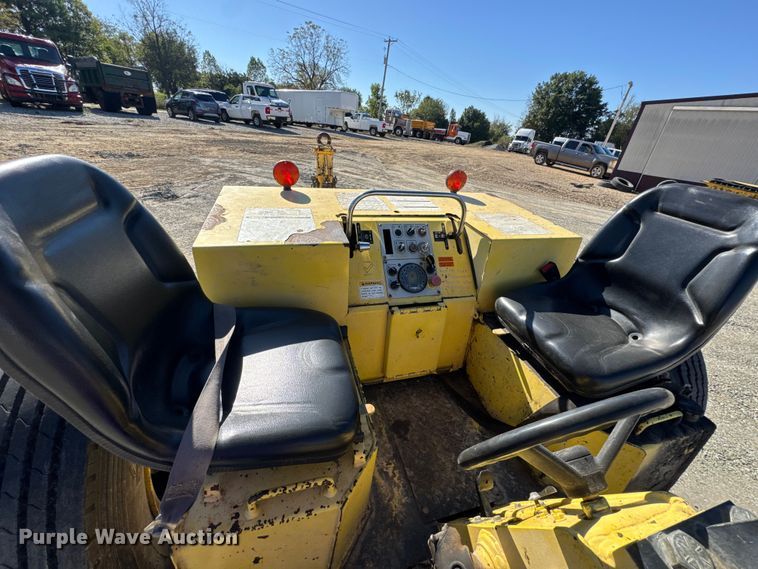 image for item DO2292 Hypac C330B double drum vibratory roller