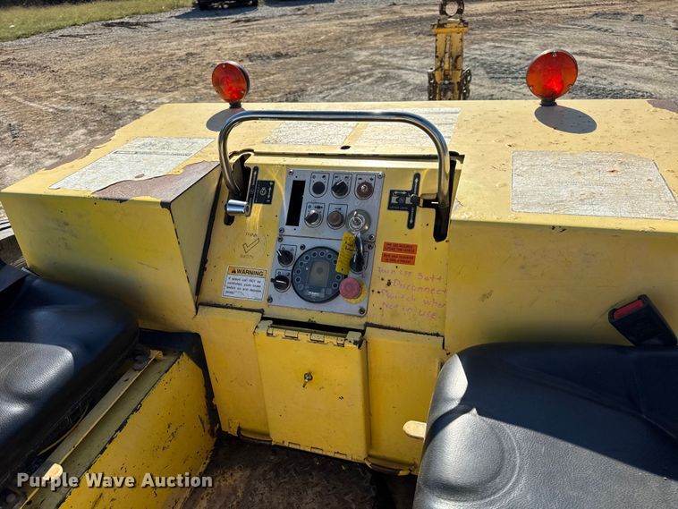 image for item DO2292 Hypac C330B double drum vibratory roller