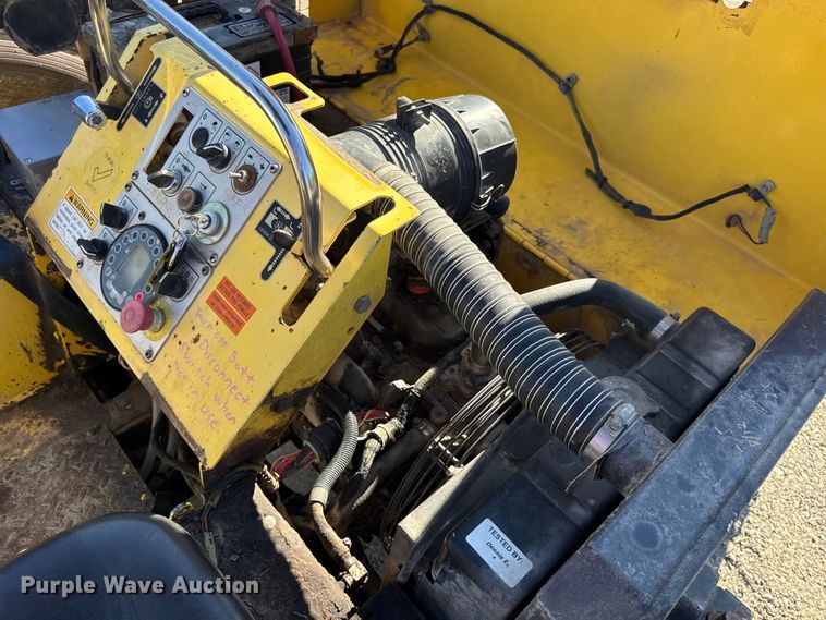 image for item DO2292 Hypac C330B double drum vibratory roller