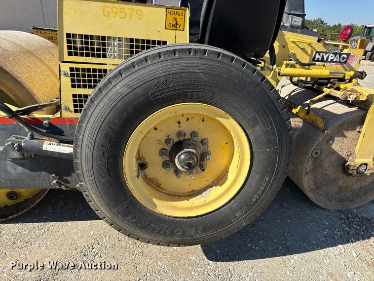 image for item DO2292 Hypac C330B double drum vibratory roller