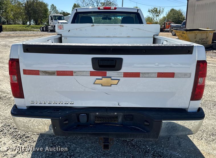 image for item DO2297 2008 Chevrolet Silverado 1500 pickup truck