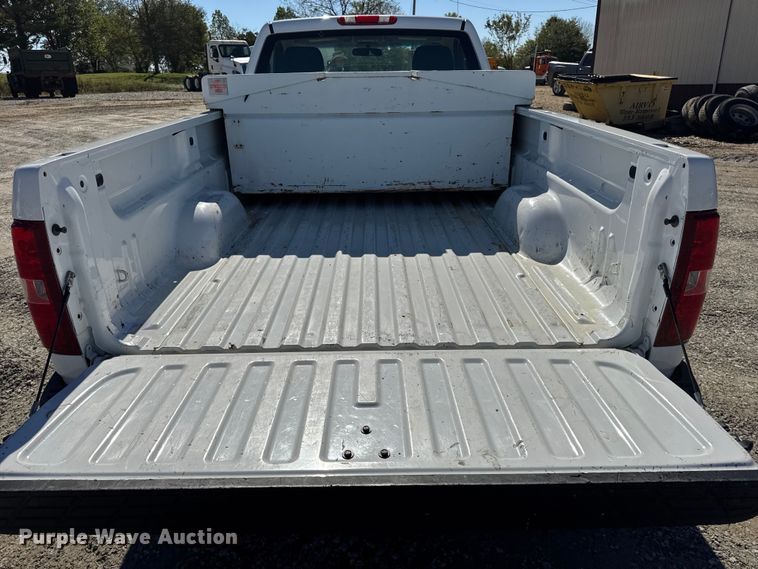 image for item DO2297 2008 Chevrolet Silverado 1500 pickup truck