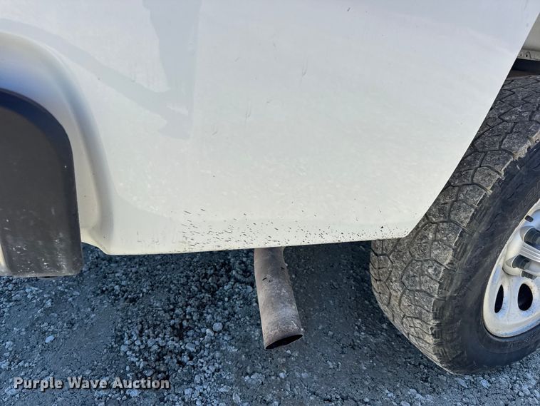 image for item DO2297 2008 Chevrolet Silverado 1500 pickup truck