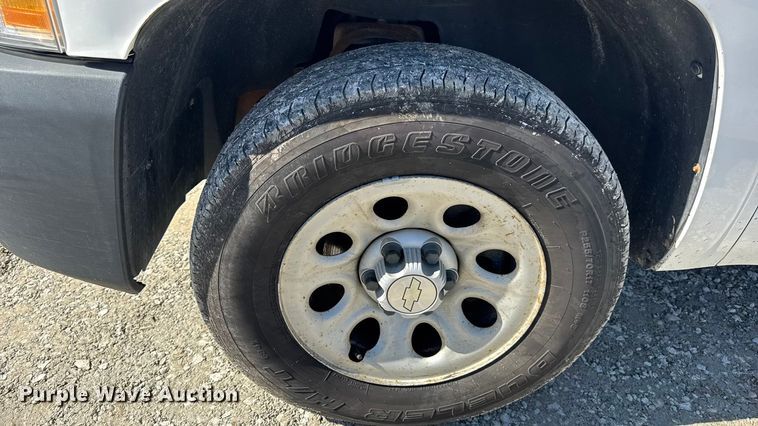 image for item DO2297 2008 Chevrolet Silverado 1500 pickup truck