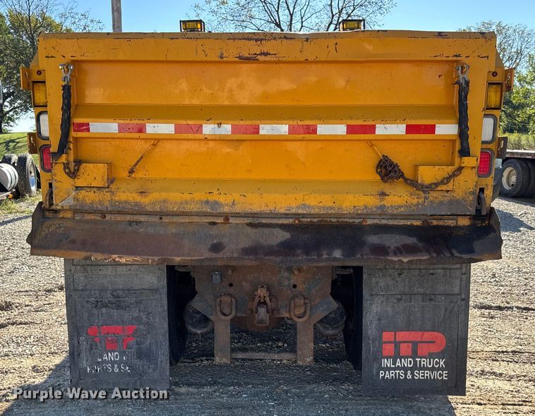 image for item DO2298 2011 International 7500 WorkStar dump truck