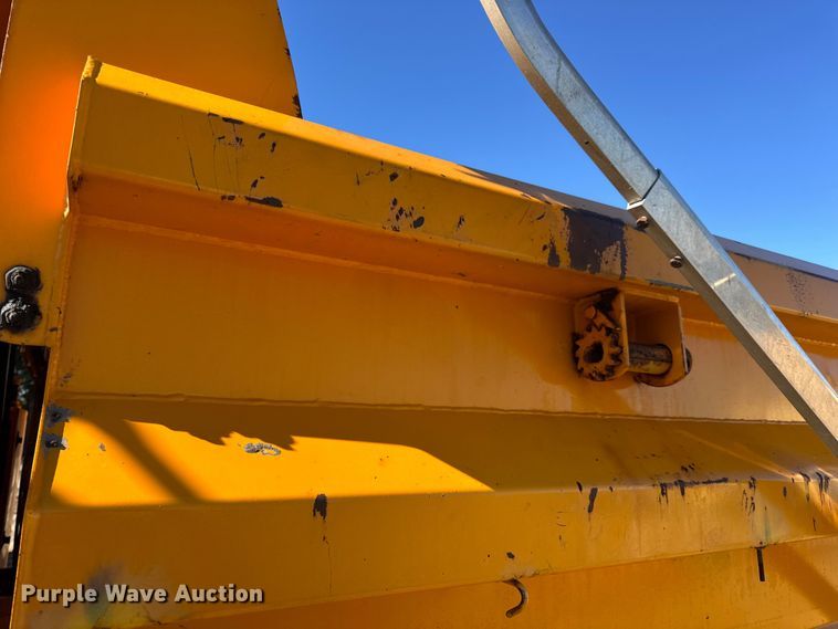 image for item DO2298 2011 International 7500 WorkStar dump truck