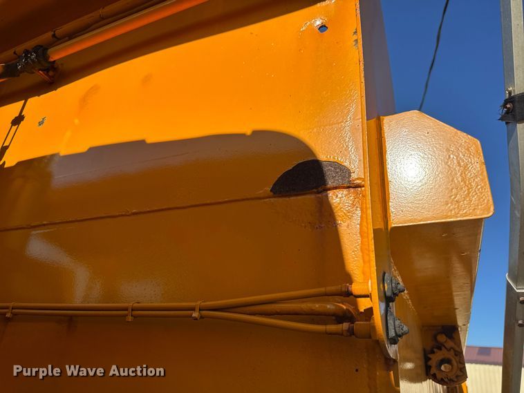 image for item DO2298 2011 International 7500 WorkStar dump truck