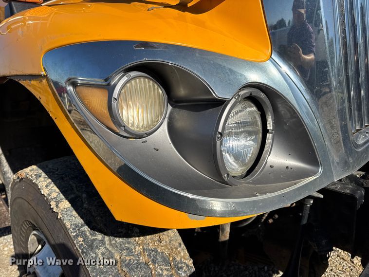 image for item DO2298 2011 International 7500 WorkStar dump truck