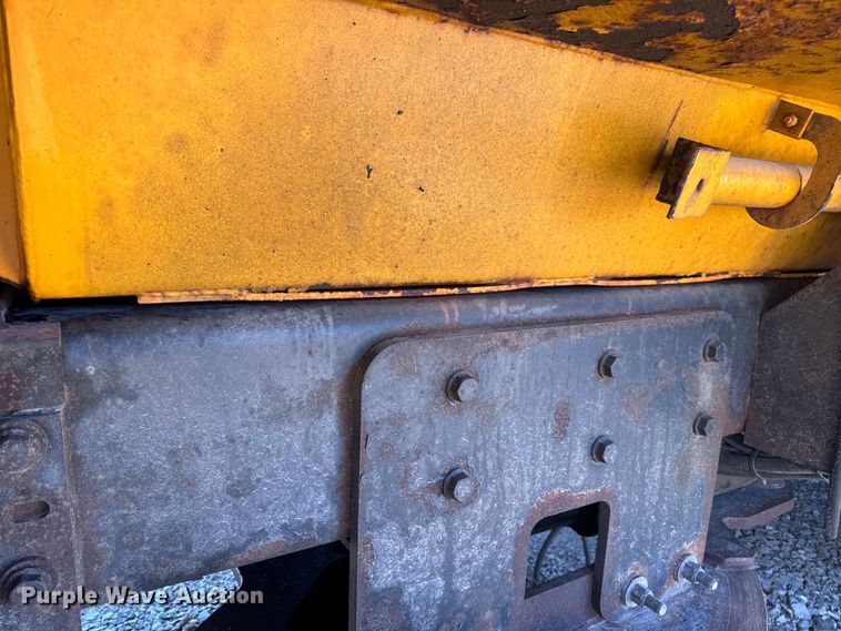 image for item DO2298 2011 International 7500 WorkStar dump truck