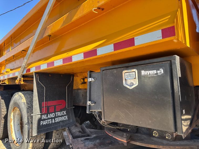 image for item DO2298 2011 International 7500 WorkStar dump truck