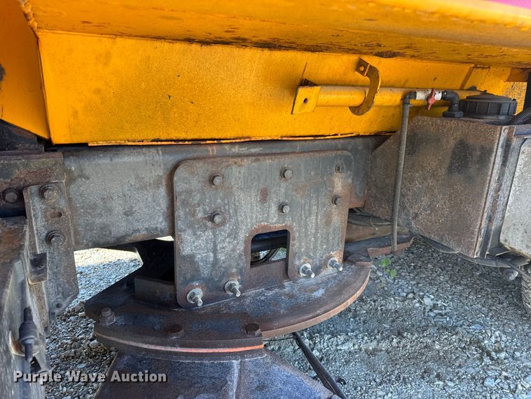 image for item DO2298 2011 International 7500 WorkStar dump truck
