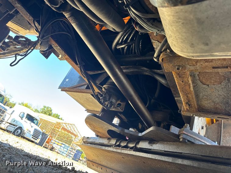 image for item DO2298 2011 International 7500 WorkStar dump truck