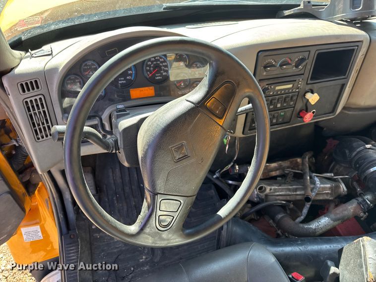 image for item DO2298 2011 International 7500 WorkStar dump truck