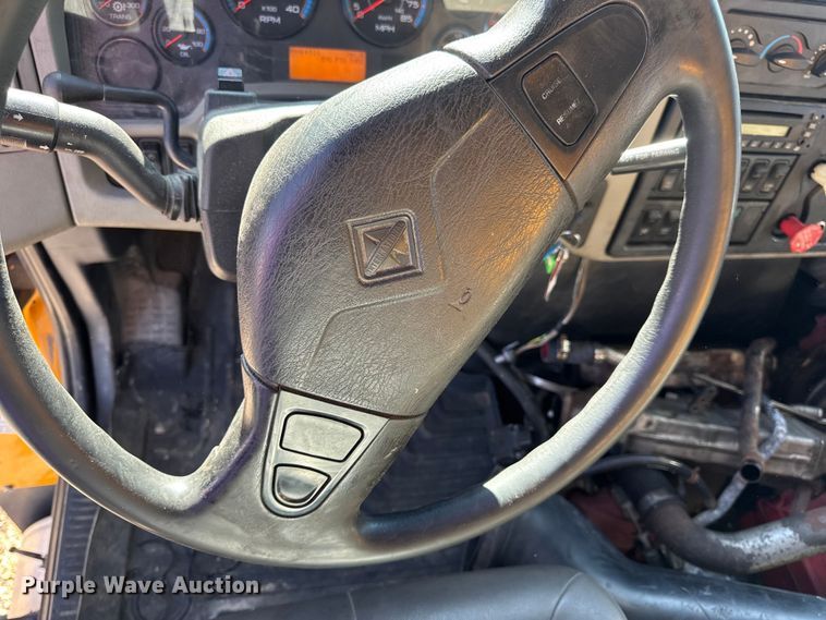 image for item DO2298 2011 International 7500 WorkStar dump truck