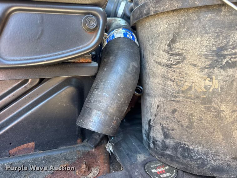 image for item DO2298 2011 International 7500 WorkStar dump truck