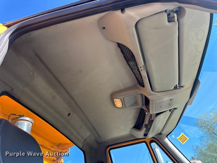 image for item DO2298 2011 International 7500 WorkStar dump truck