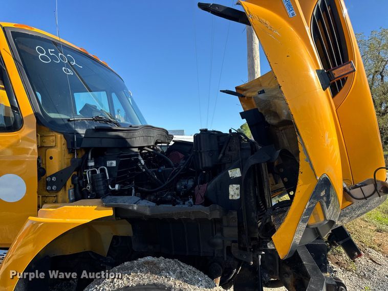 image for item DO2298 2011 International 7500 WorkStar dump truck