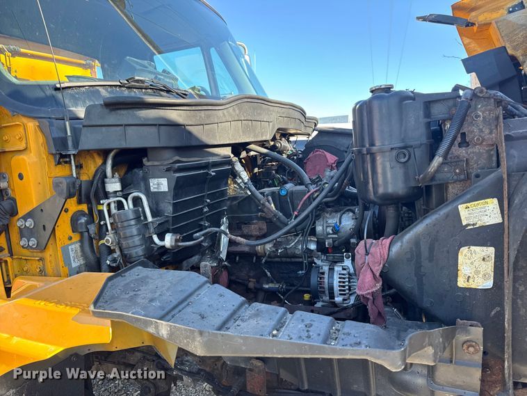 image for item DO2298 2011 International 7500 WorkStar dump truck