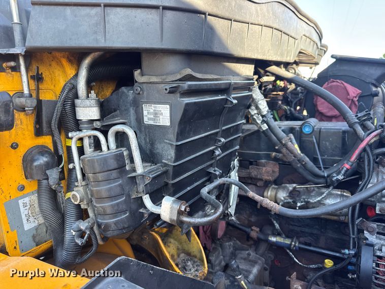 image for item DO2298 2011 International 7500 WorkStar dump truck