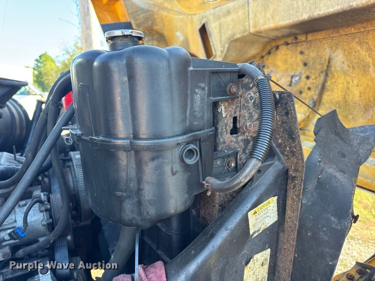 image for item DO2298 2011 International 7500 WorkStar dump truck