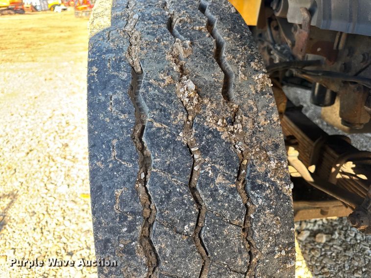 image for item DO2298 2011 International 7500 WorkStar dump truck