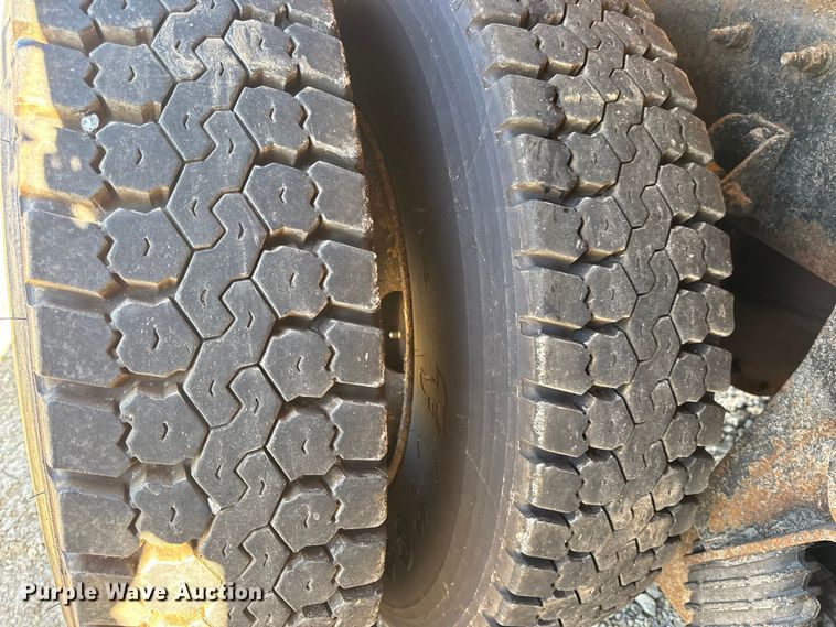 image for item DO2298 2011 International 7500 WorkStar dump truck