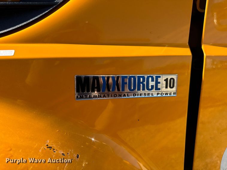 image for item DO2298 2011 International 7500 WorkStar dump truck