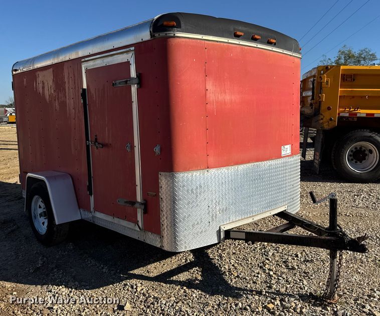 image for item DO2299 1999 Doolittle enclosed cargo trailer