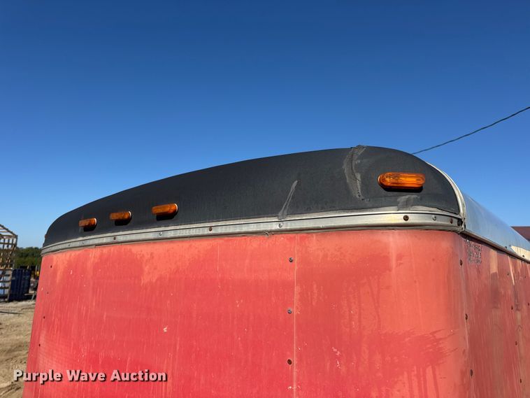 image for item DO2299 1999 Doolittle enclosed cargo trailer