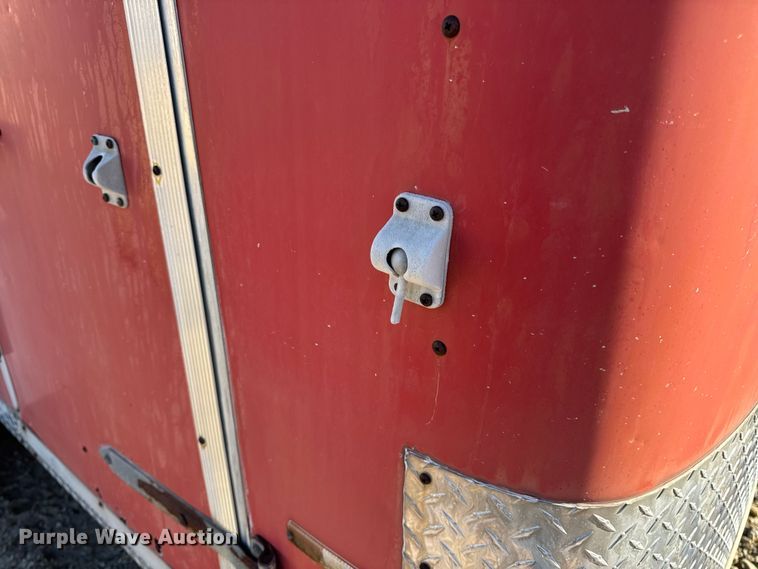 image for item DO2299 1999 Doolittle enclosed cargo trailer