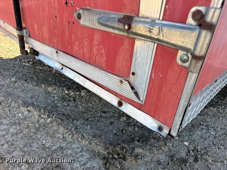 image for item DO2299 1999 Doolittle enclosed cargo trailer