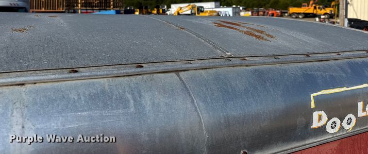 image for item DO2299 1999 Doolittle enclosed cargo trailer