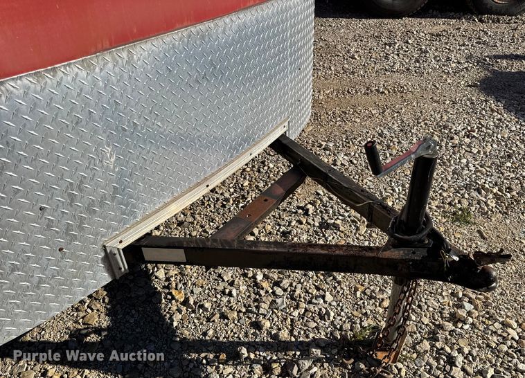 image for item DO2299 1999 Doolittle enclosed cargo trailer