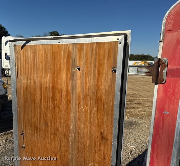 image for item DO2299 1999 Doolittle enclosed cargo trailer