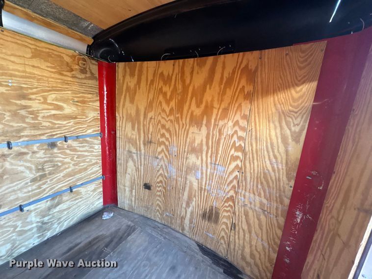 image for item DO2299 1999 Doolittle enclosed cargo trailer