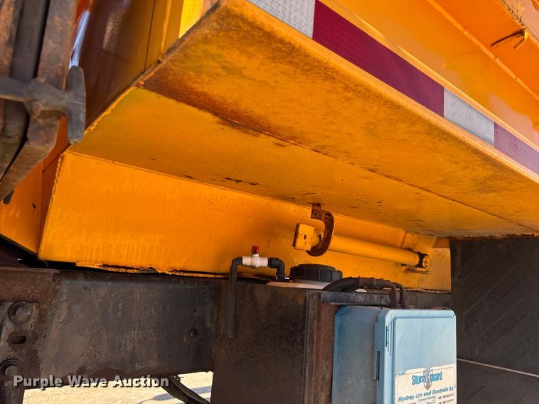 image for item DO2300 2010 International 7400 WorkStar dump truck