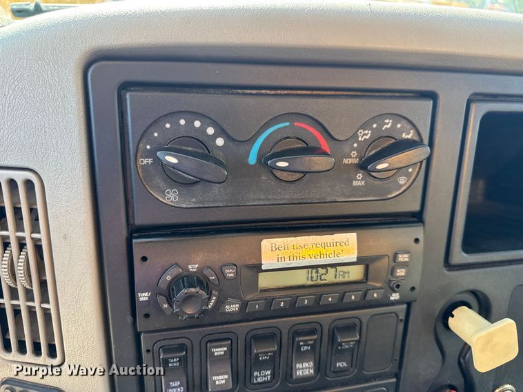 image for item DO2300 2010 International 7400 WorkStar dump truck